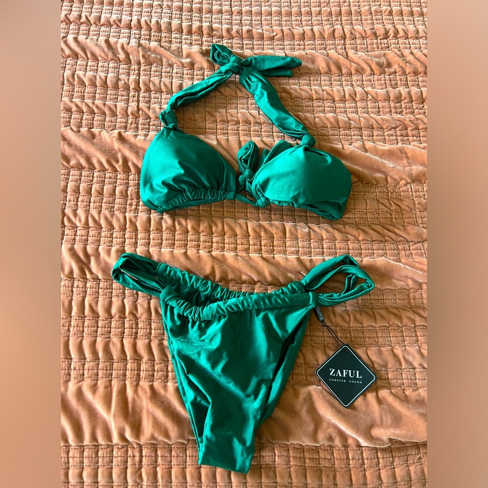 ZAFUL Brand New Green Bikini
